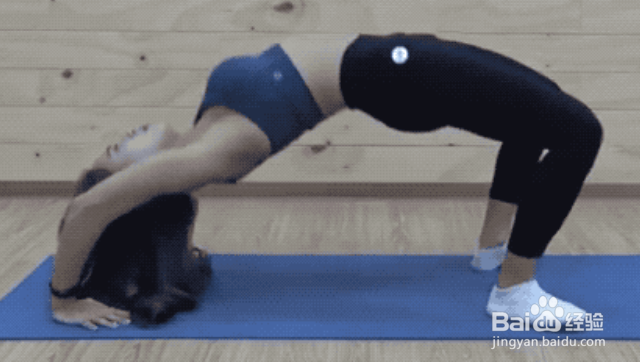 女性腰部赘肉如何去掉?