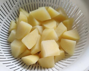食补养生超级入味【孜然土豆】