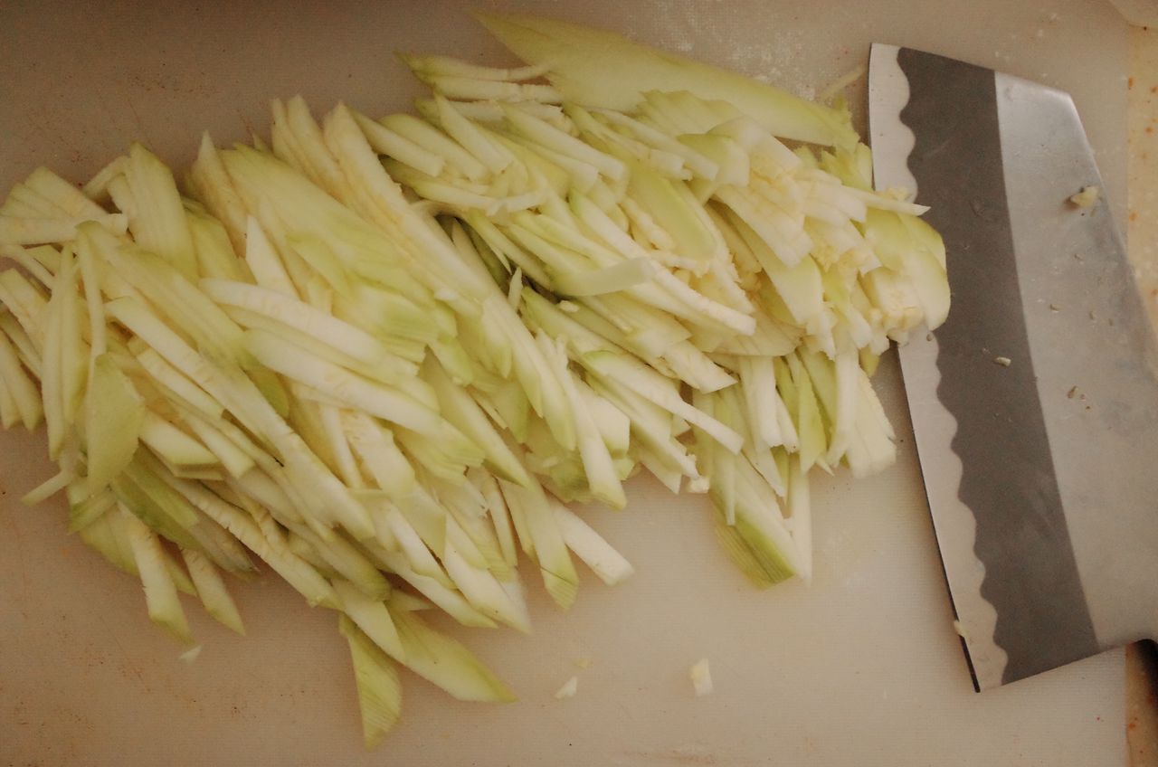 低脂顶饱西葫芦蛋饼的做法,不看就是损失啊