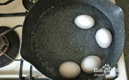 面露糖心蛋的做法