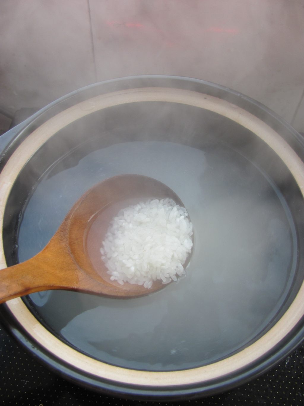 教你做芹菜肉末粥，味道美极了