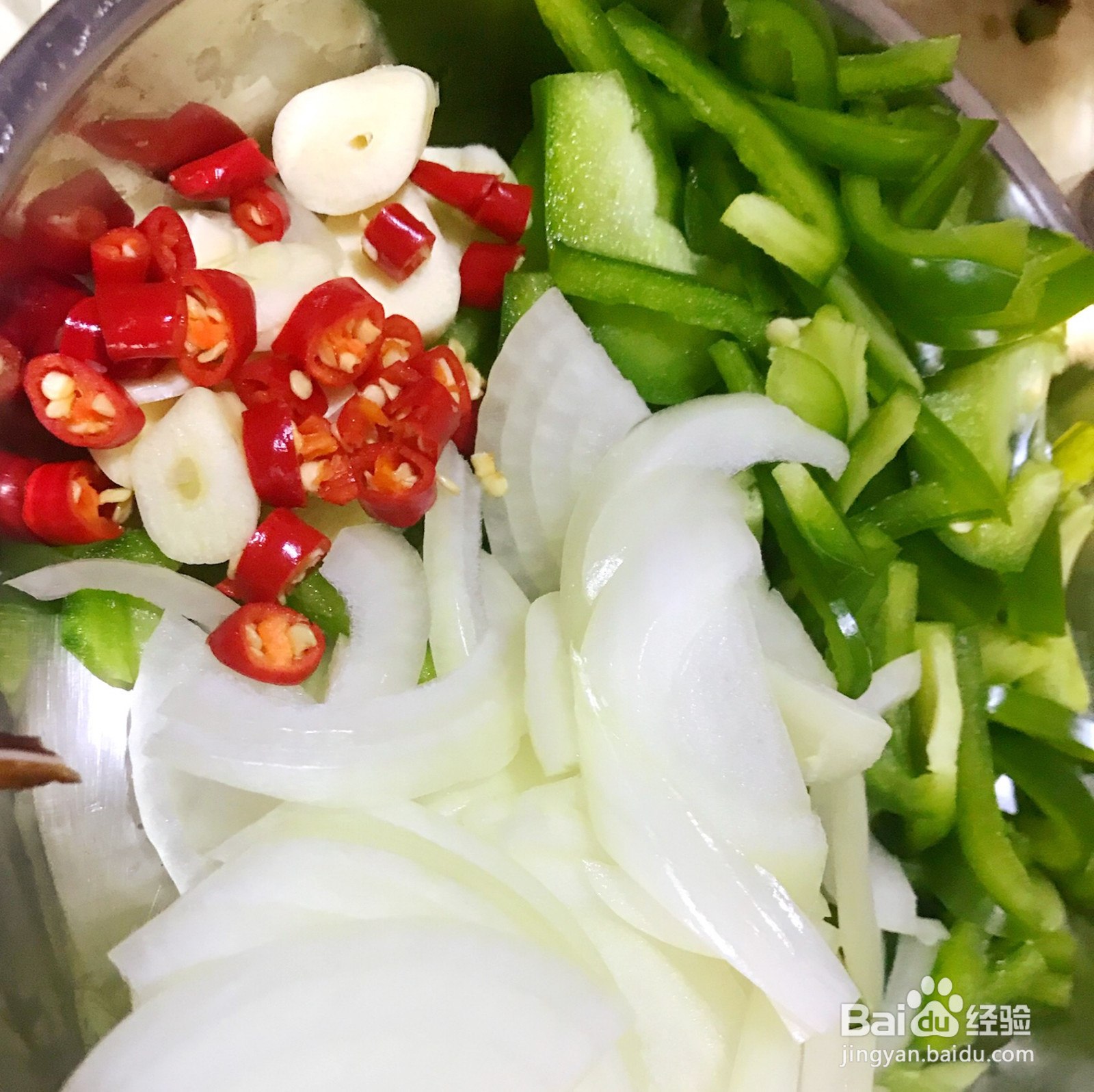 小姨妈快手焖饭的做法