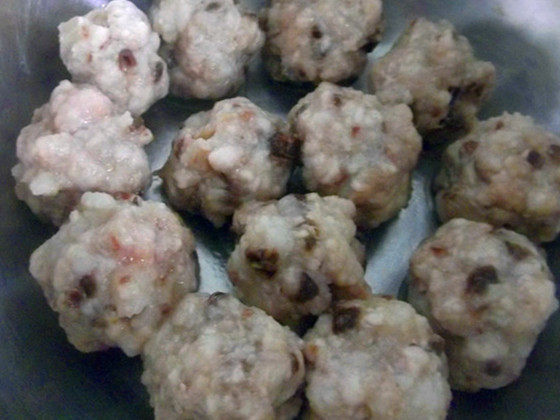 超好吃的肉丸煮大白菜，不要流口水哦!