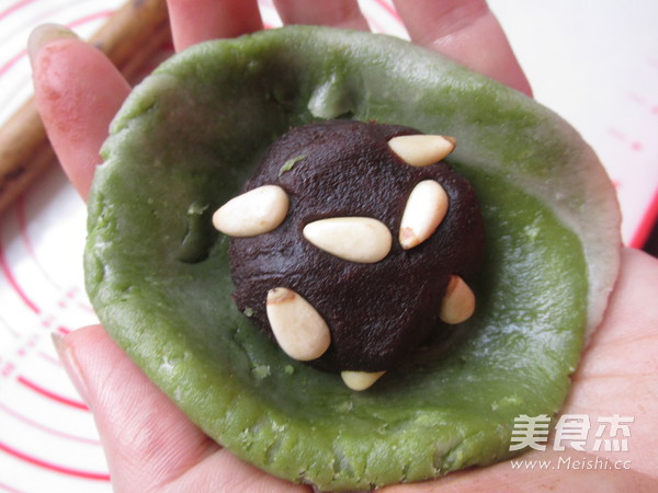 抹茶松子豆沙酥