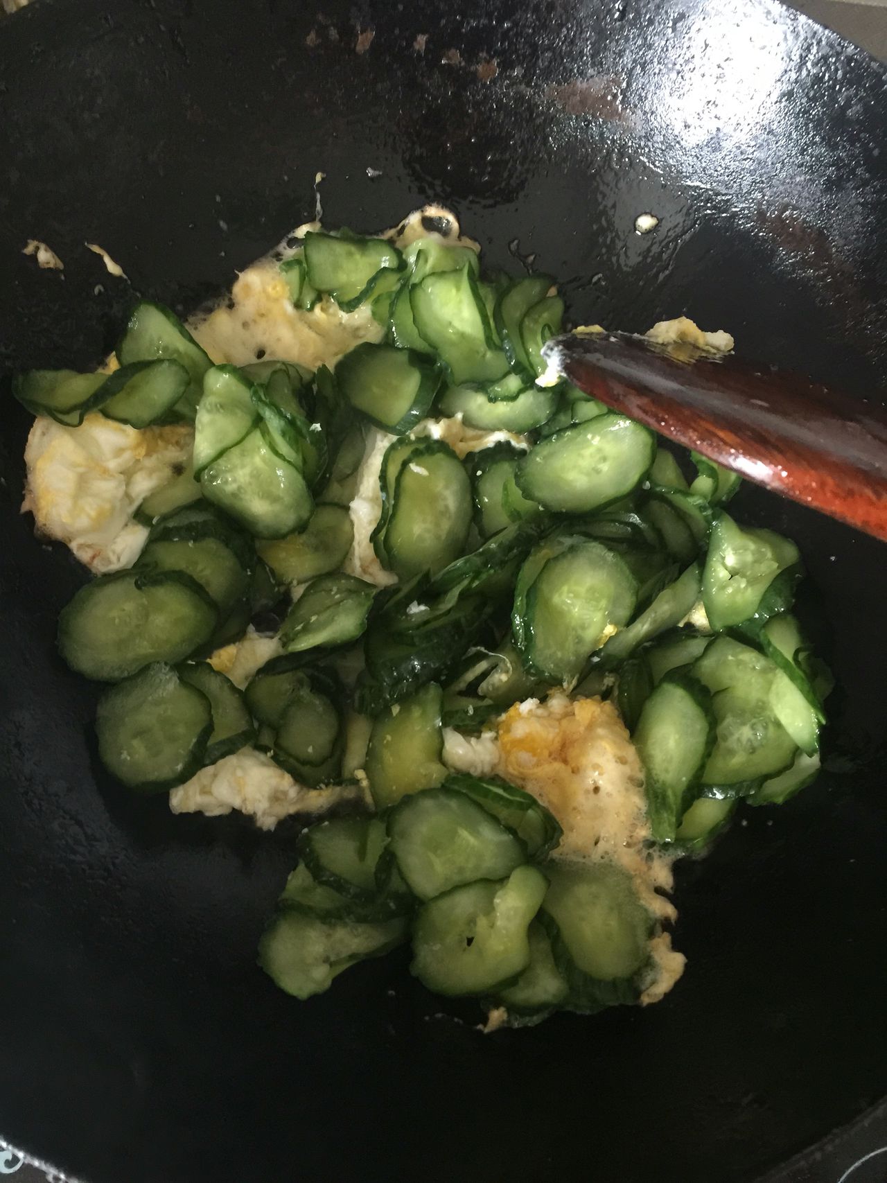 美味的秘制黄瓜炒鸡蛋的做法