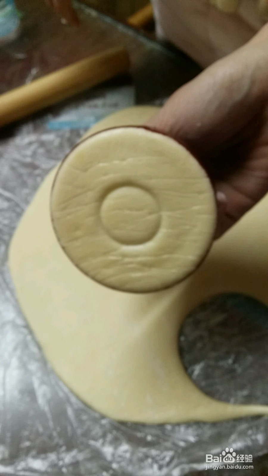 甜甜圈面包机的做法