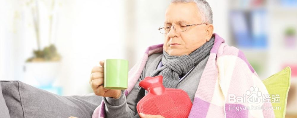 寒冬时节 避免老人意外摔伤