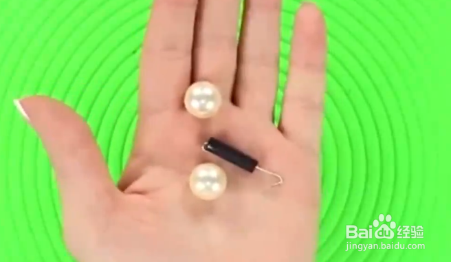 如何给芭比娃娃制作健身器材