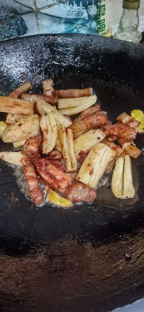 五花肉南乳炆莲藕