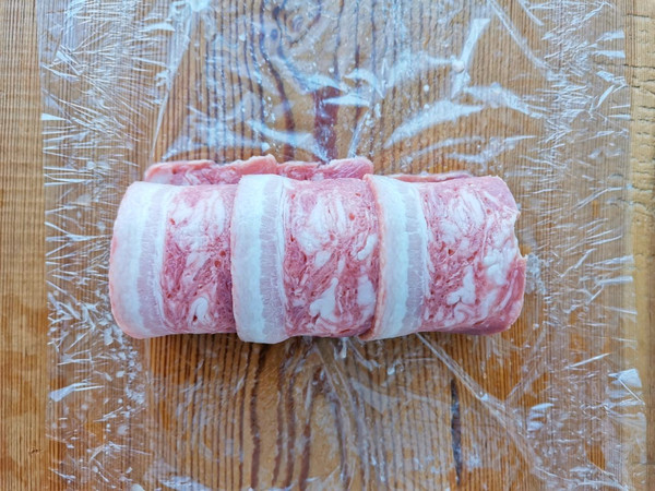 鸡肉培根苹果卷