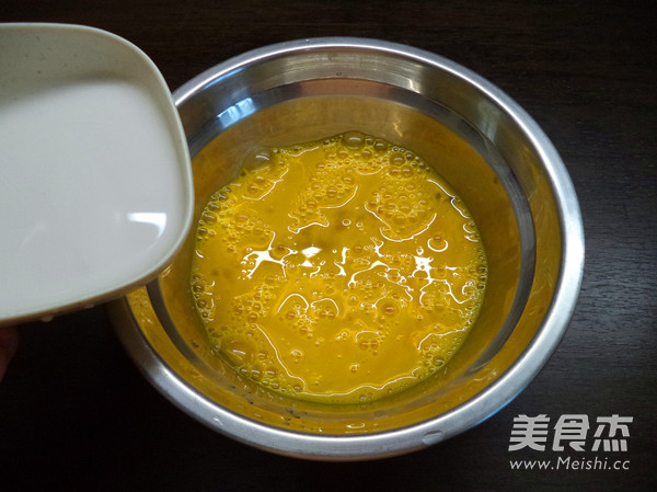 花甲肉烘蛋的做法