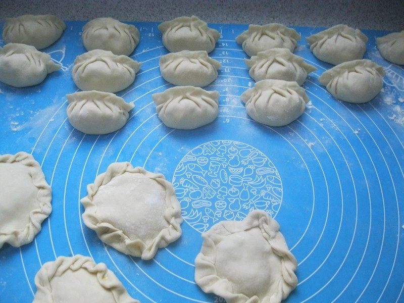 逢年过节,不能不用到的猪肉白萝卜水饺的做法