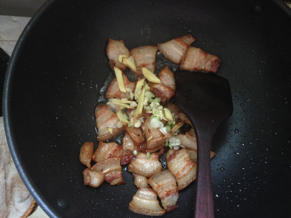 教你做美味的线椒五花肉,是一道不错的菜