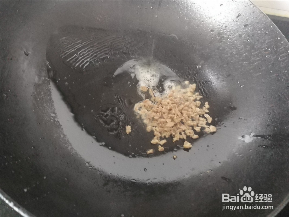 瘦肉丁黄瓜丝拌面