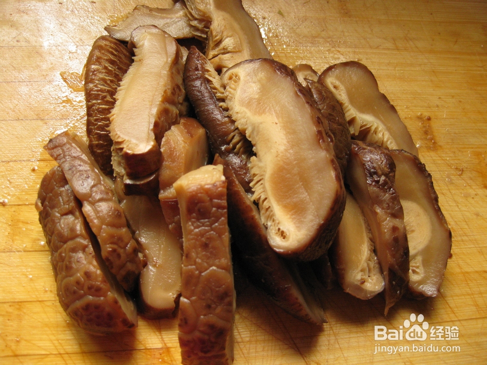 如何制作花菇炖鸡