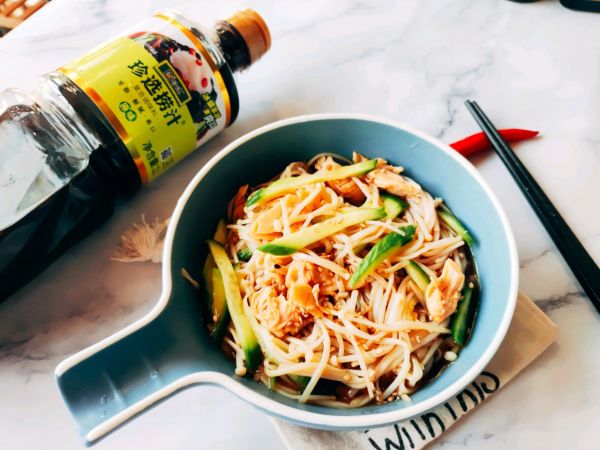 减脂捞汁金针菇