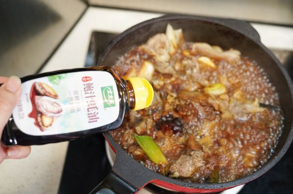 蒸汽锅白萝卜牛巴脑