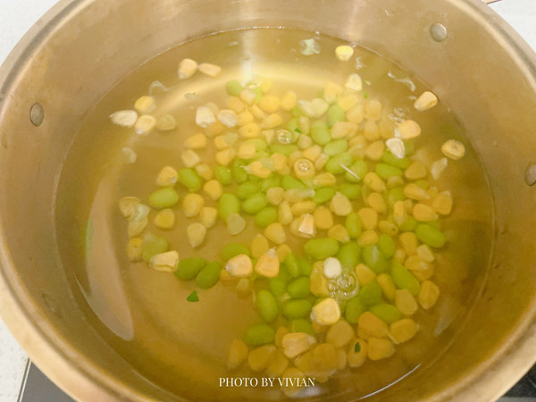 养生凉拌毛豆菠菜