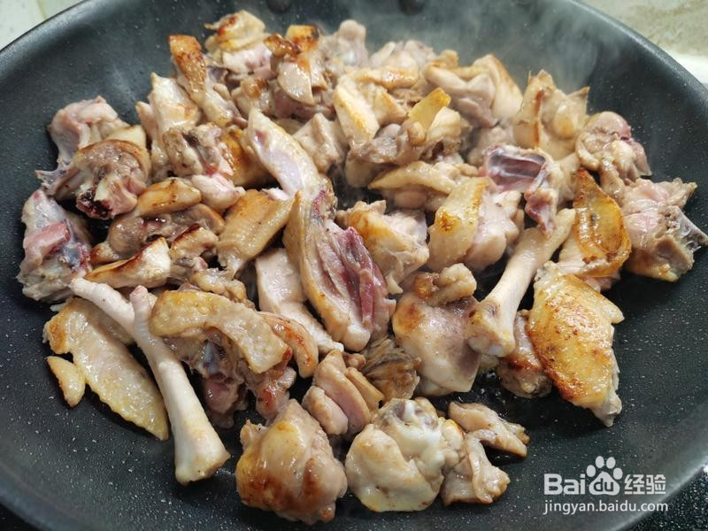 砂锅三杯生蚝焗鸡的做法