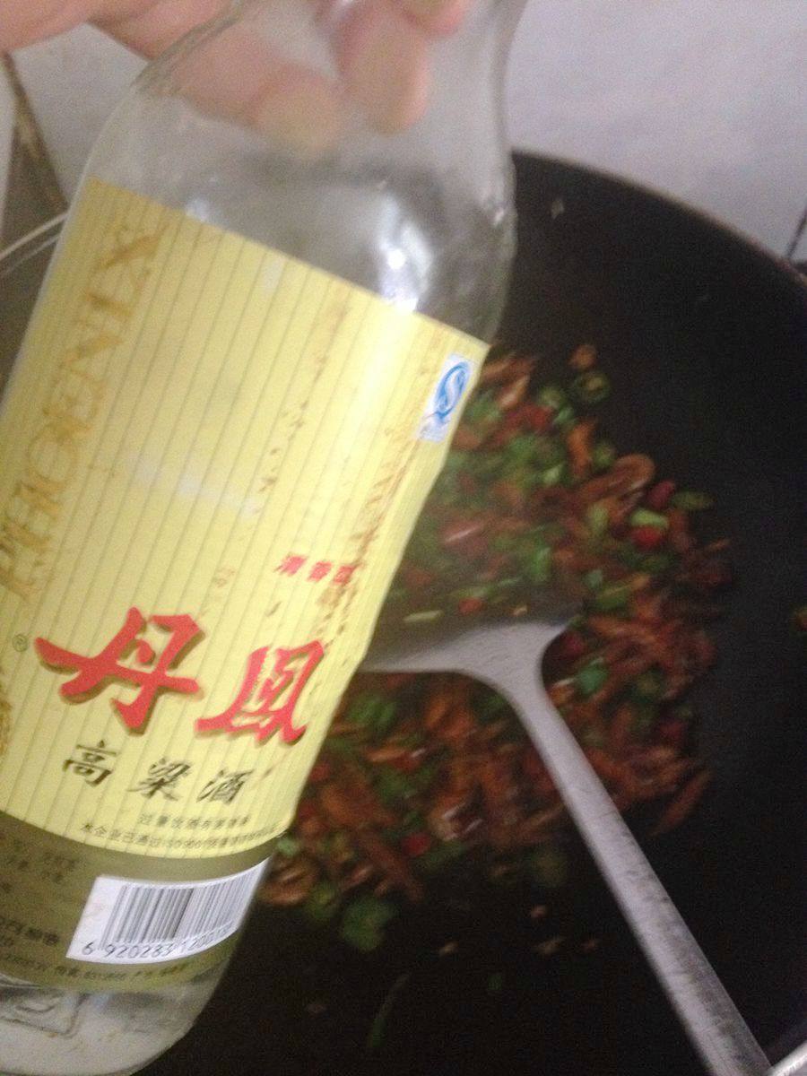 辣炒小河虾，麻麻辣辣的下饭神器