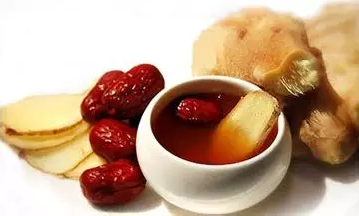 一杯热姜水搞定七种身体小毛病