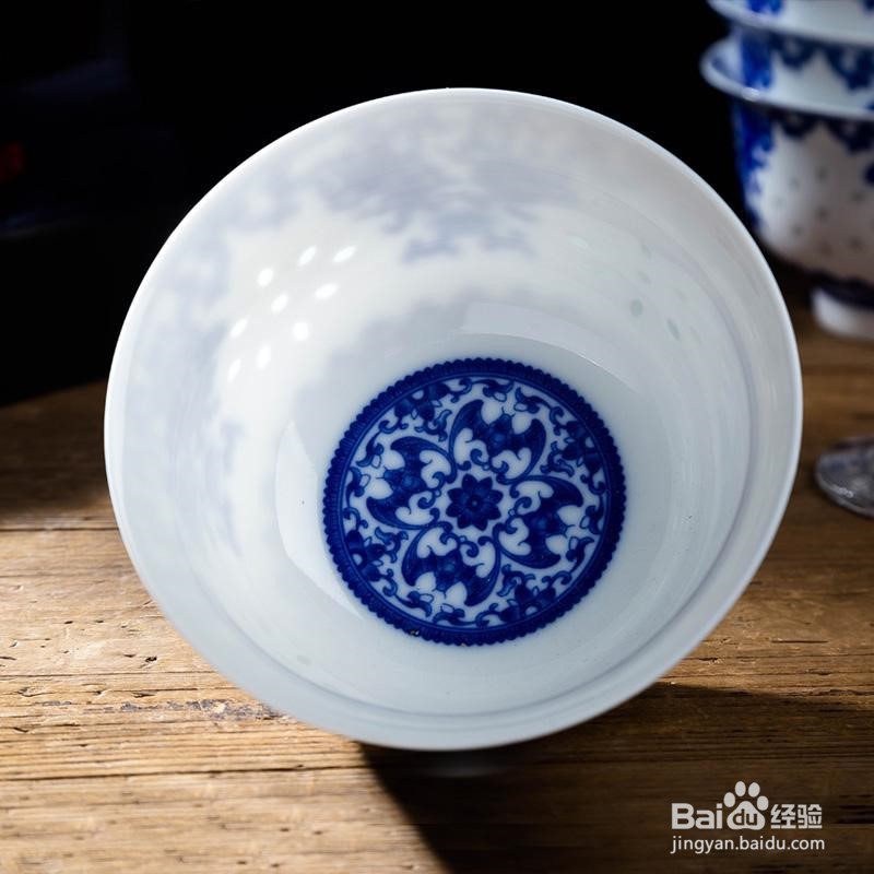 怎样挑选优质的瓷碗