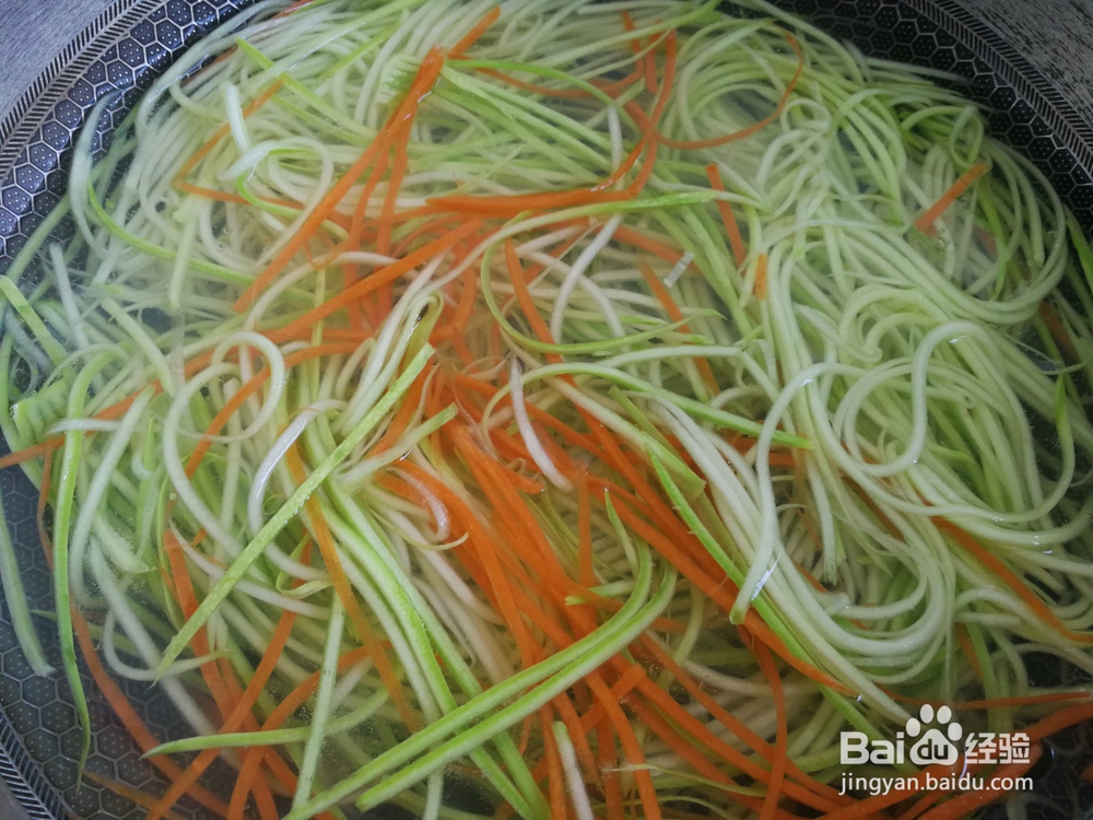 凉拌西葫芦的做法