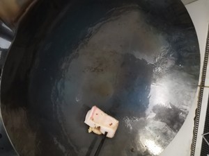 新铁锅怎样开锅才不锈不粘