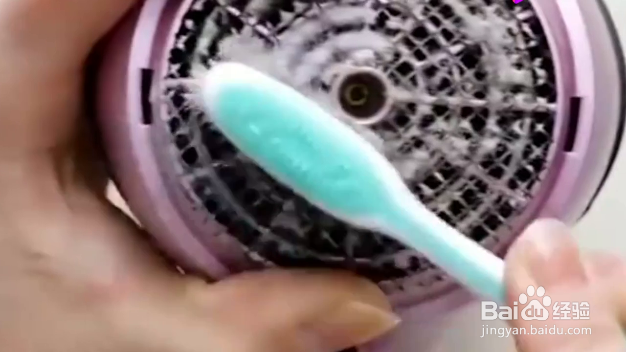 如何有效清理生活电器？