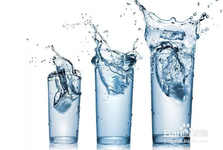 洗完透明水杯干了有水痕