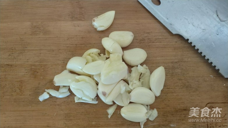 蒜香砂锅干锅虾