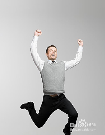 男生拍照的时候摆什么姿势呢？