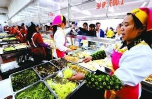 如何在食堂打饭可以打到更多的菜