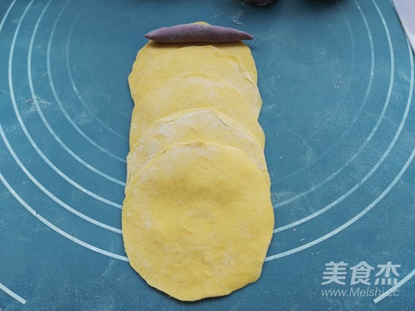 面食也可以如此华丽--玫瑰花馒头