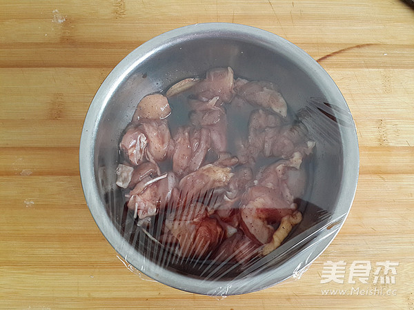 叉烧鸡腿卷的做法