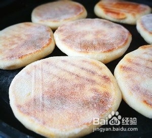 外焦里嫩发面小饼的做法