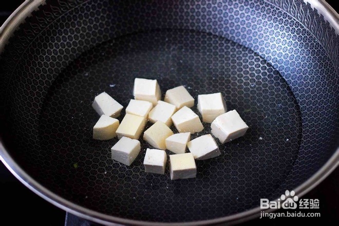 丝瓜花蛤炖豆腐怎么做