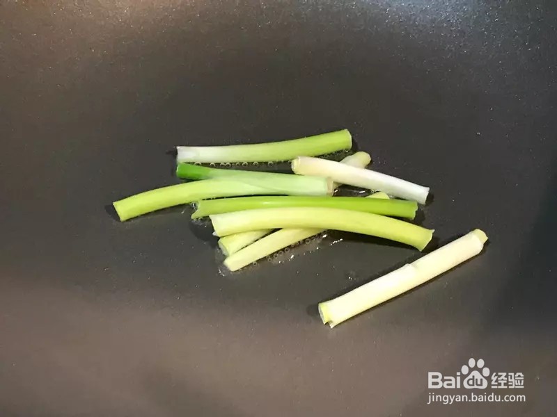 怎样做出家常菜系列之茭白烩鸡丁