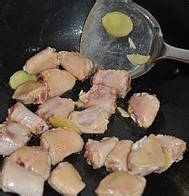 春笋三杯鸡的家常做法