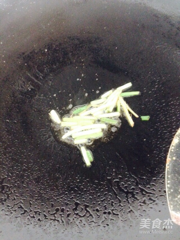 菠萝炒虾仁的做法