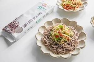 如何制作夏日清爽三丝冷面