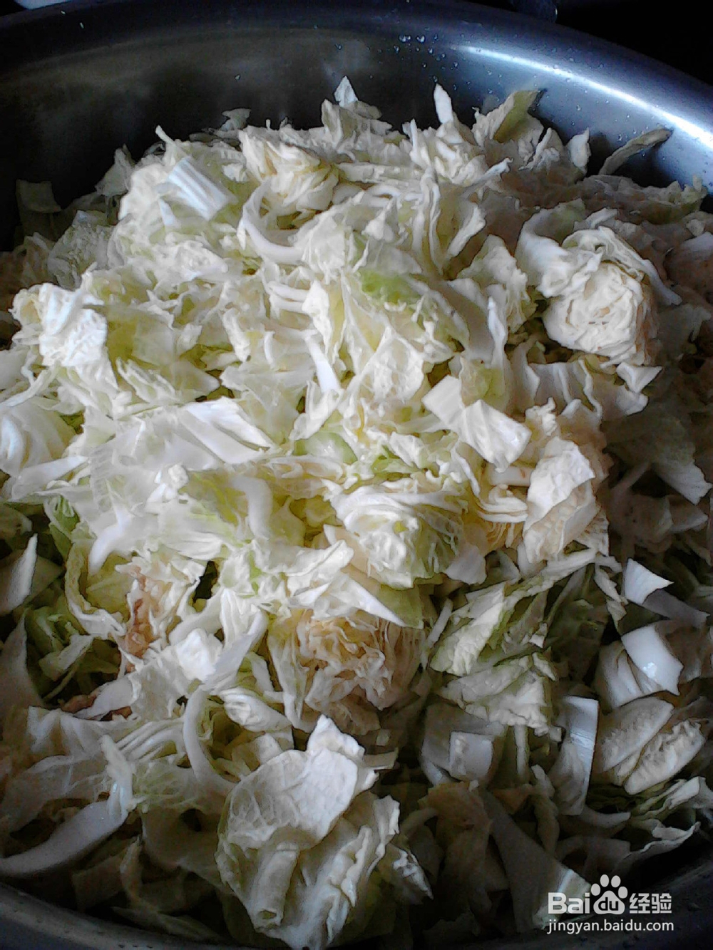 猪肉粉条炖白菜