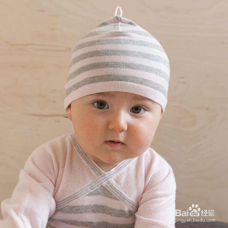 妈妈给宝宝喝牛奶习惯性加糖，医生检查后吓坏了