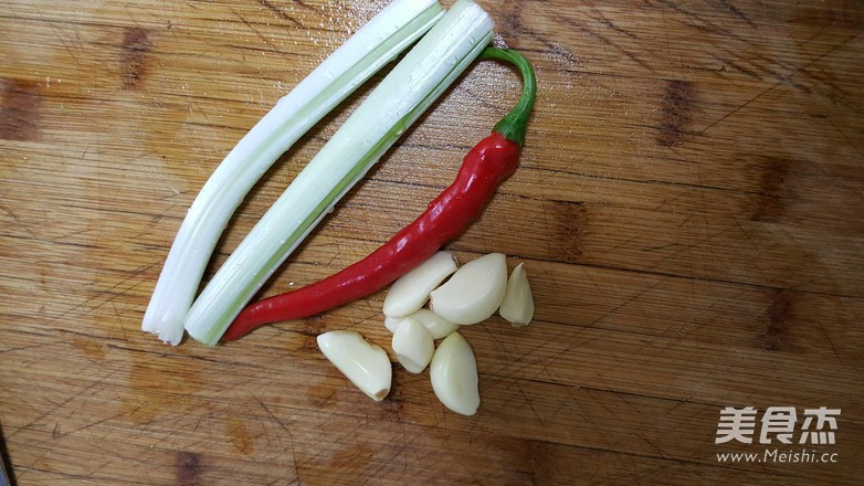 凉拌秋葵的做法