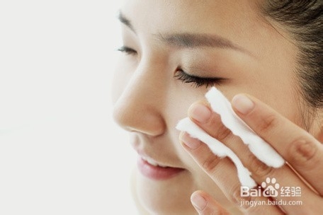 如何正确的清洁皮肤之冷热水交替洗脸