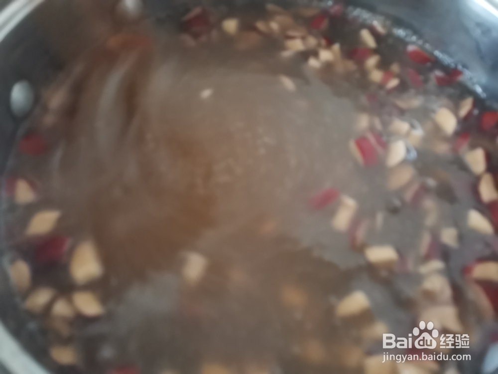 姨妈给我做桂花红枣藕粉羹