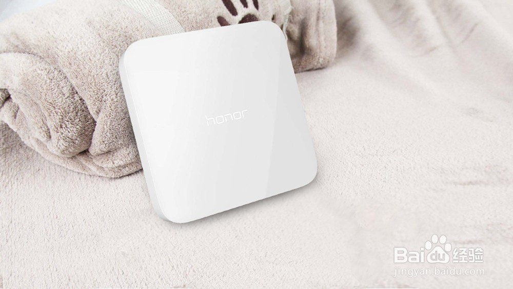 家庭好看实用的荣耀盒子Pro机顶盒简介及操作