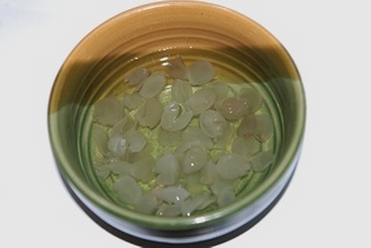 雪莲子红梨糖水