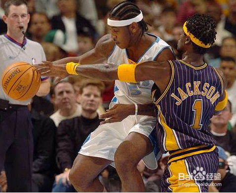 如何篮球运球水平?