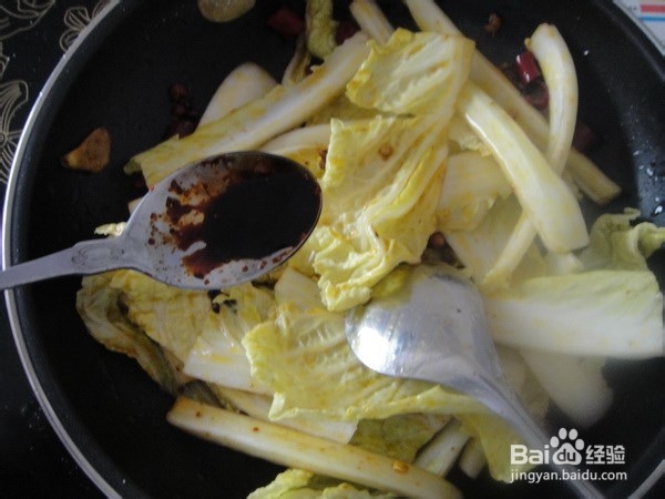 粉丝腊肠白菜煲！